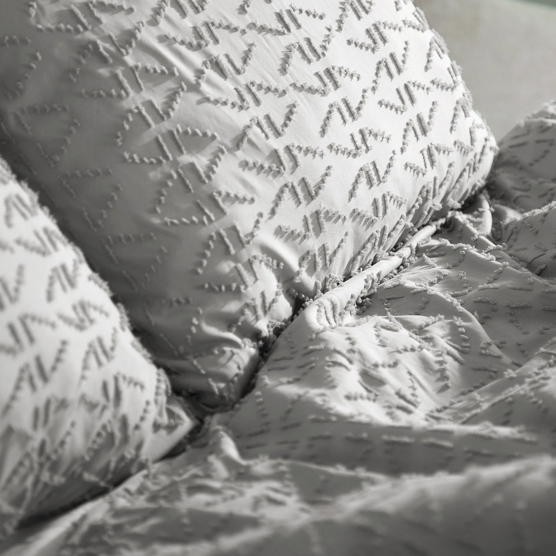 Bali Clipped Jacquard Duvet Cover Set